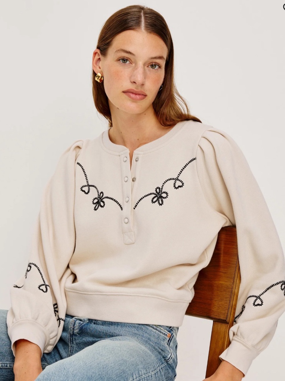 Rails Hanne Sweatshirt Floral Embroidered Sweatshirt in Cream Large Like New